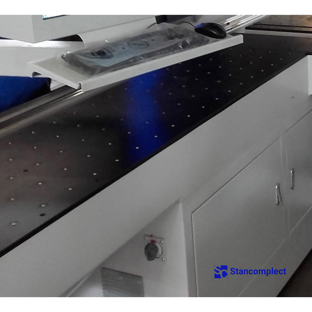 CNC drilling center KD-610NHZ with two drilling groups (milling with tool change + grooving saw)